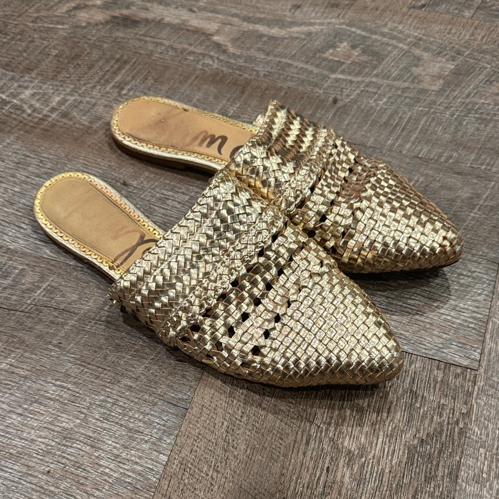 Sam Edelman Women’s Metallic Gold Woven Mules